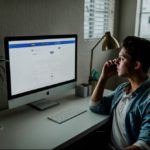 An affiliate marketer at work